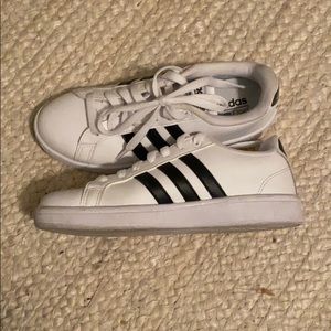 Adidas white/black sneaker